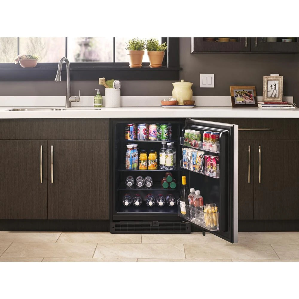24-inch Wide Undercounter Refrigerator - 5.1 cu. ft. - (WUR50X24HZ)