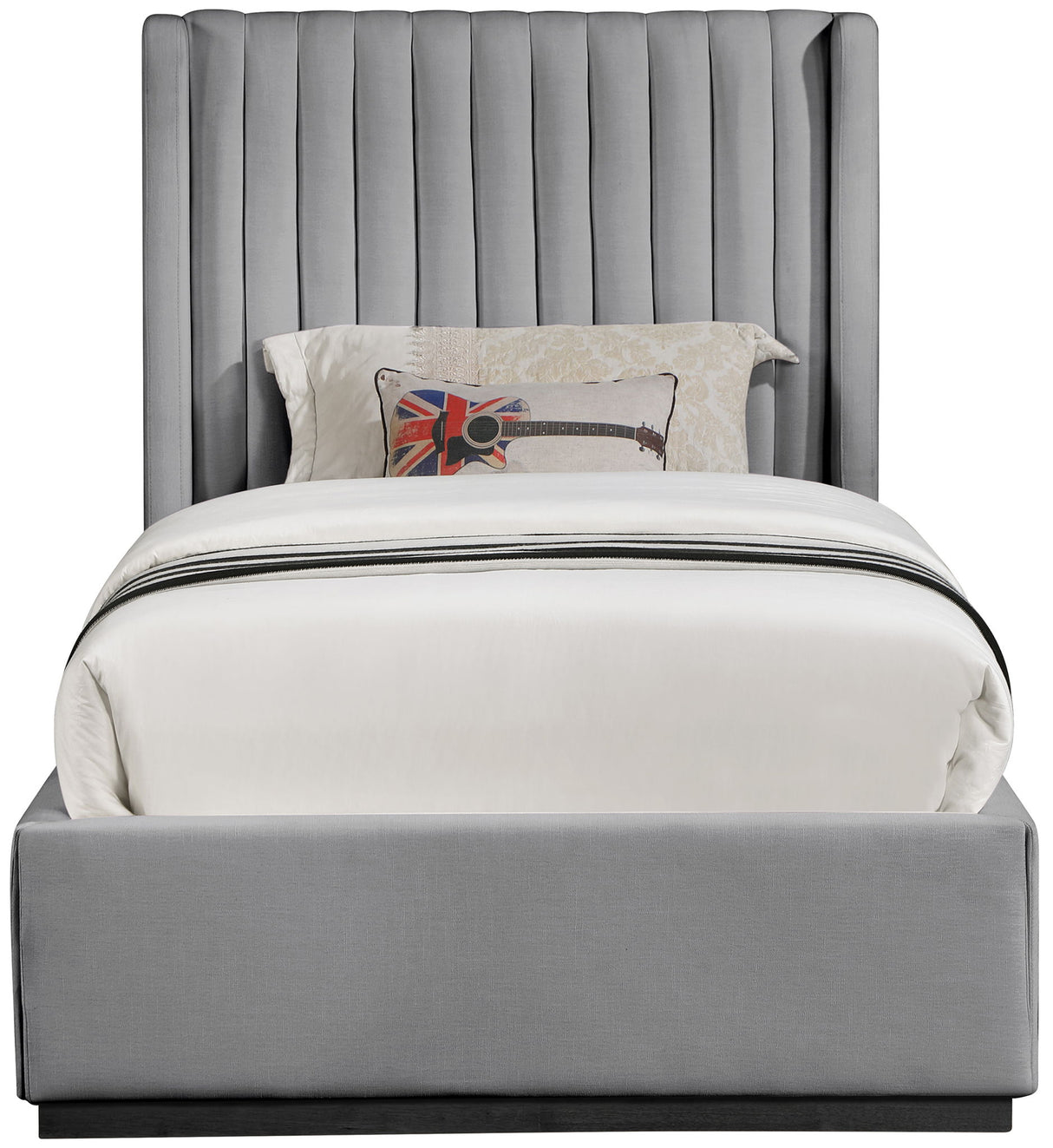 Logan - Bed
