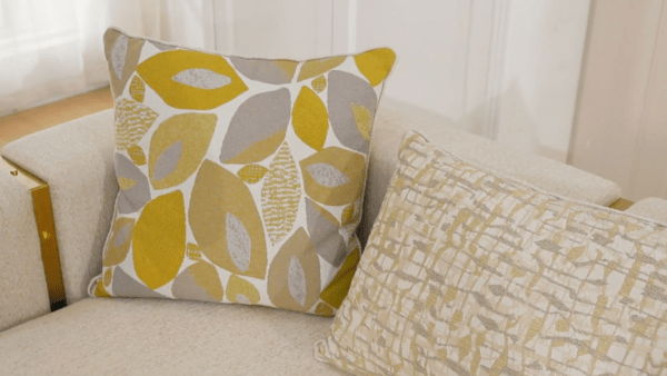 HD-3183 - Loveseat - Beige / Gold