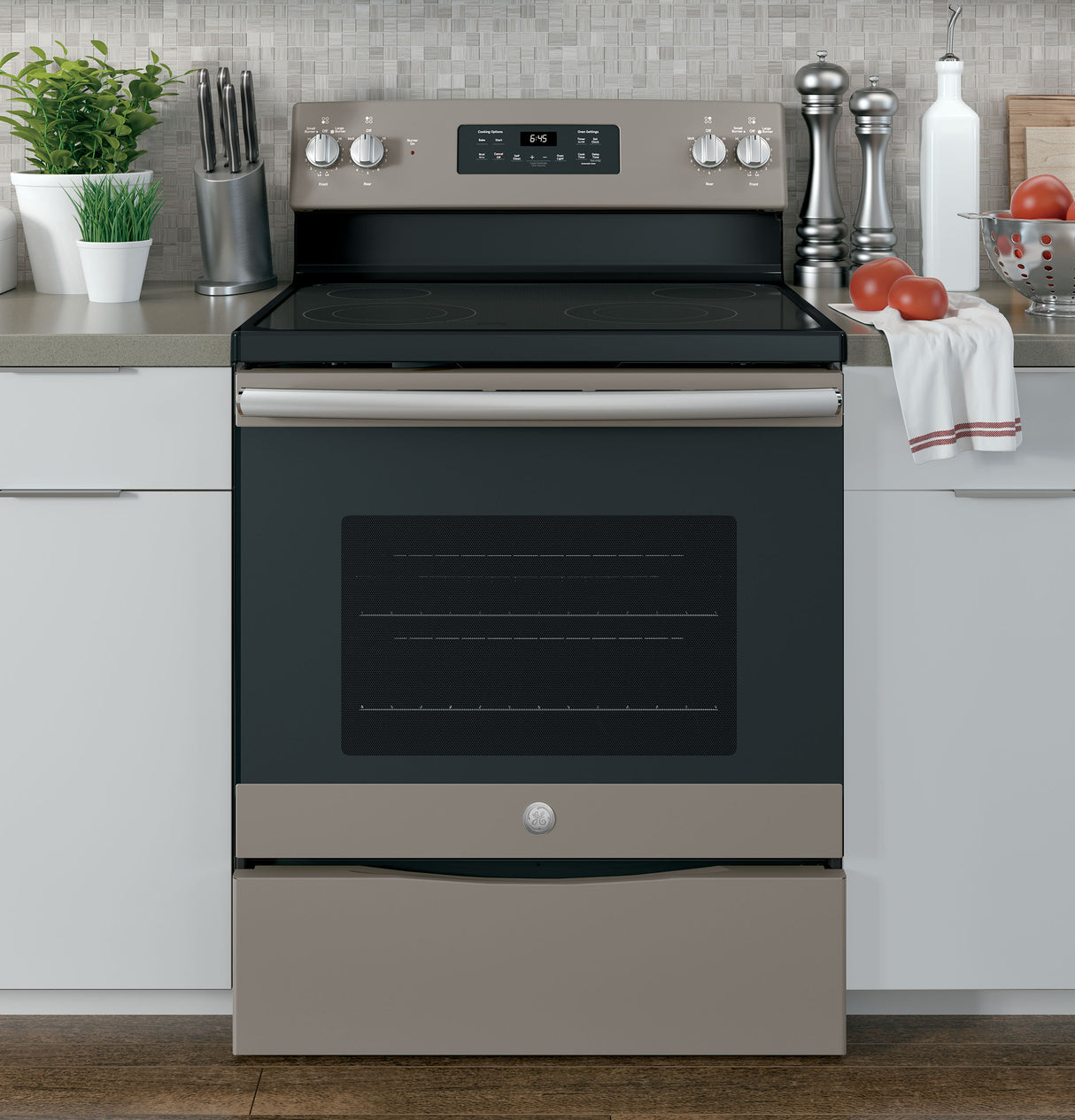 GE(R) 30" Free-Standing Electric Range - (JB645EKES)