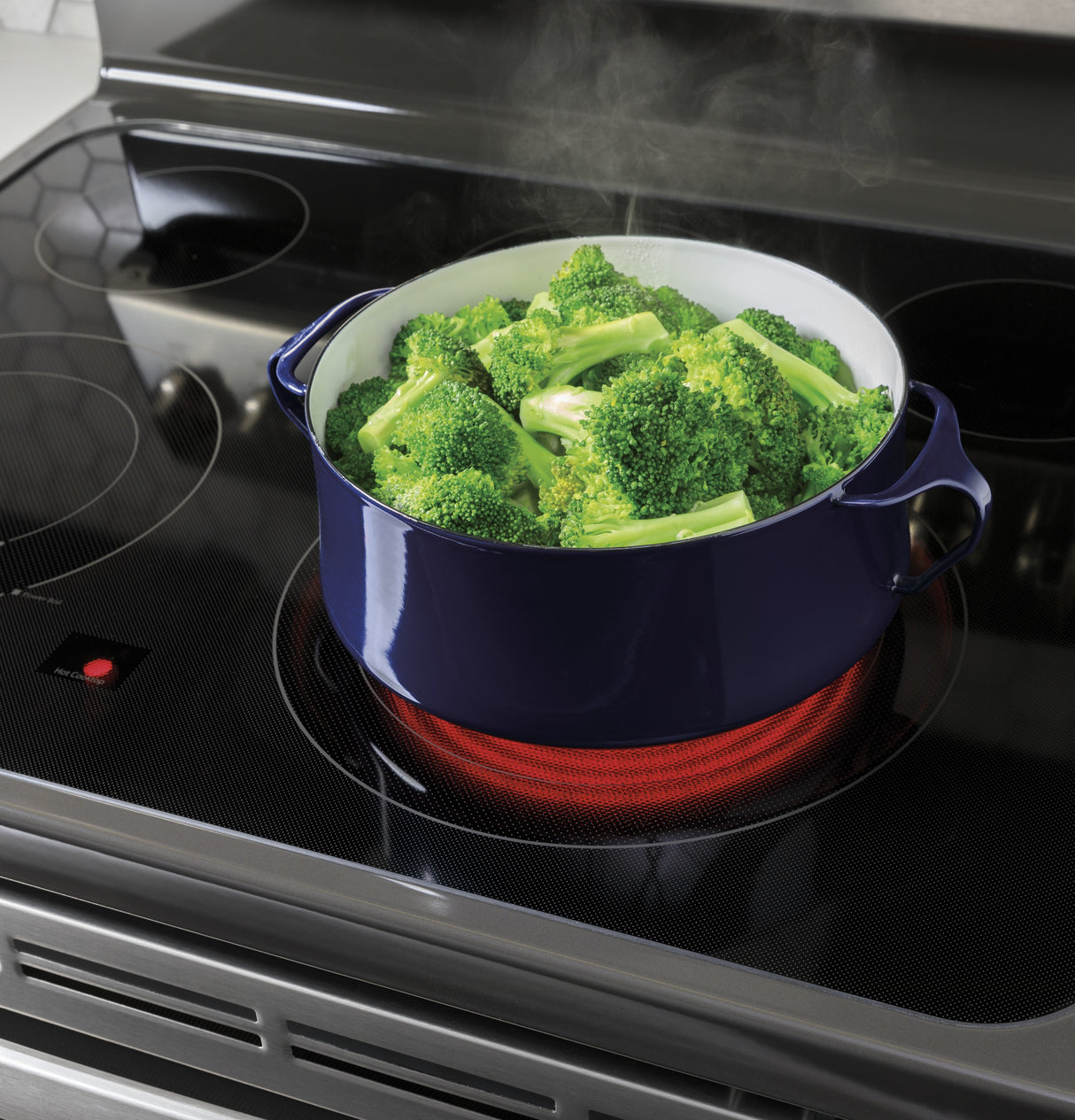 GE JBS86SPSS - 30 in. 6.6 cu. ft. Air Fry Standard Convection Double Oven Electric Range with Smoothtop Burners - Stainless Steel