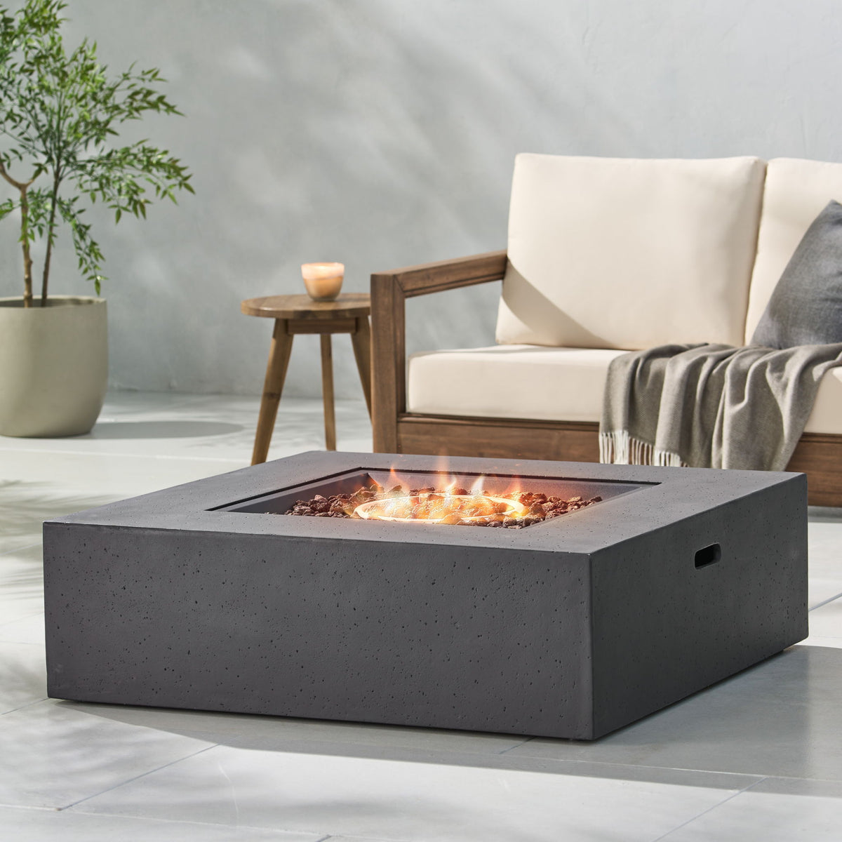 Modern 50, 000 Btu Square Fire Table With Propane Tank