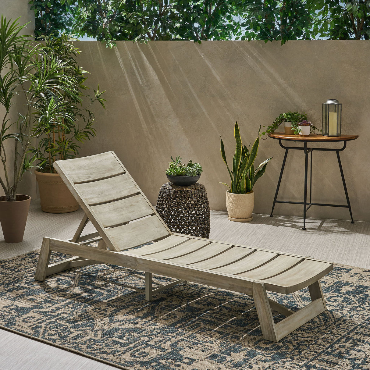 Maki - Chaise Lounge