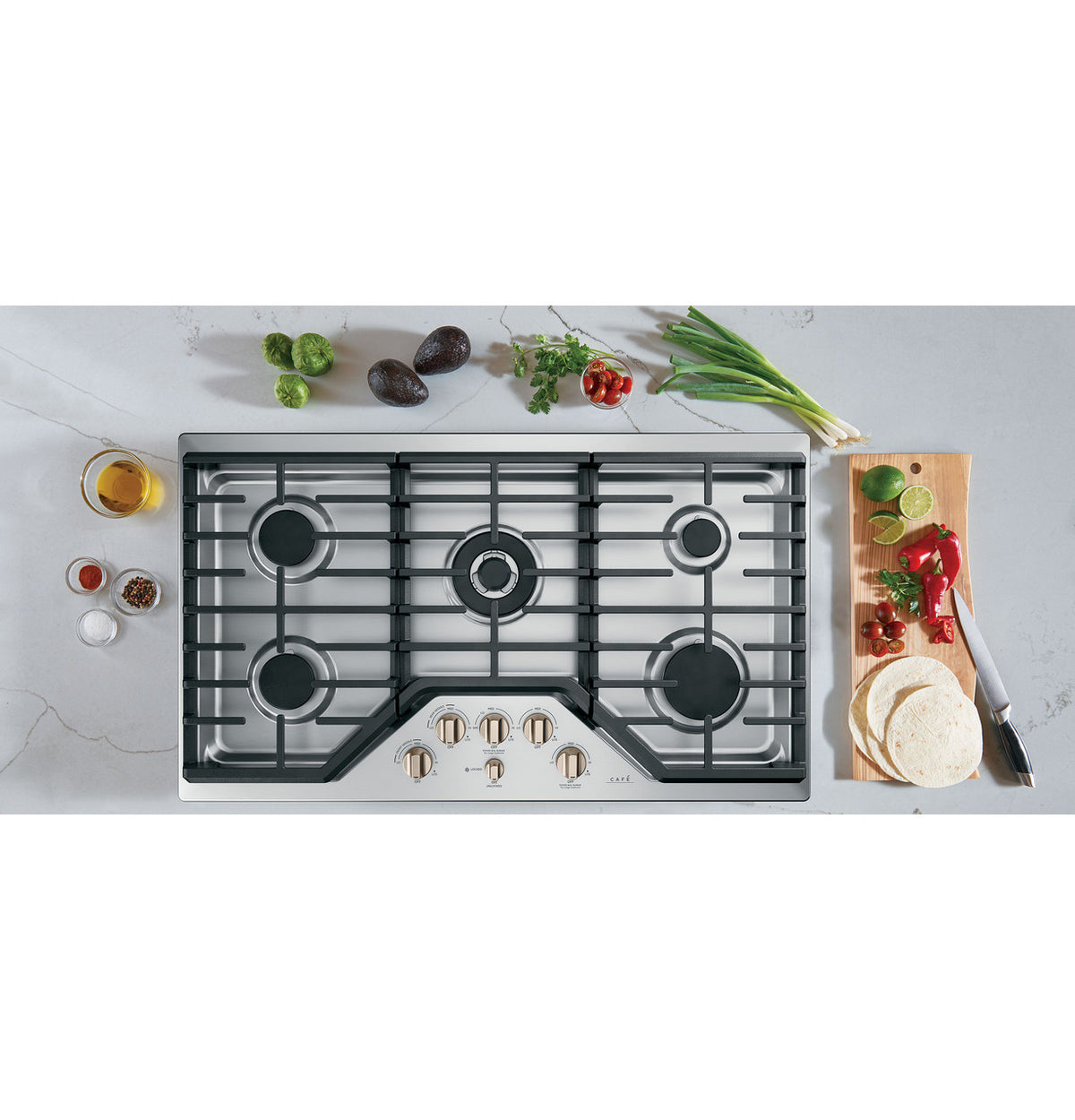 Café CGP95363MS2 gas cooktop burner detail