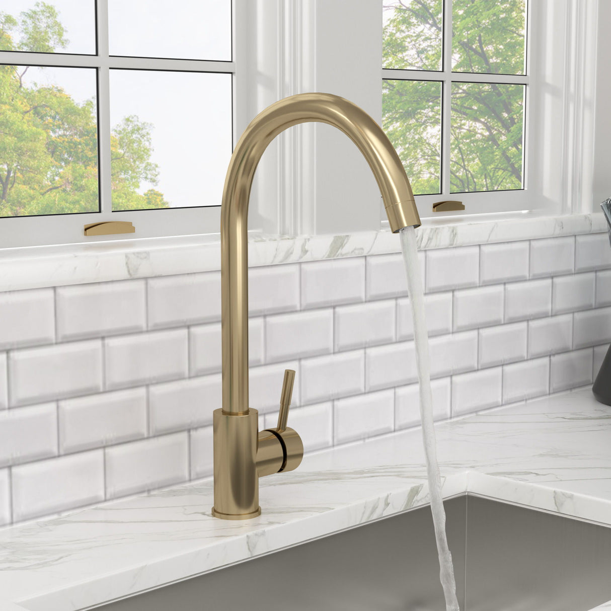 Modern Kitchen Sink Faucet With Single Handle