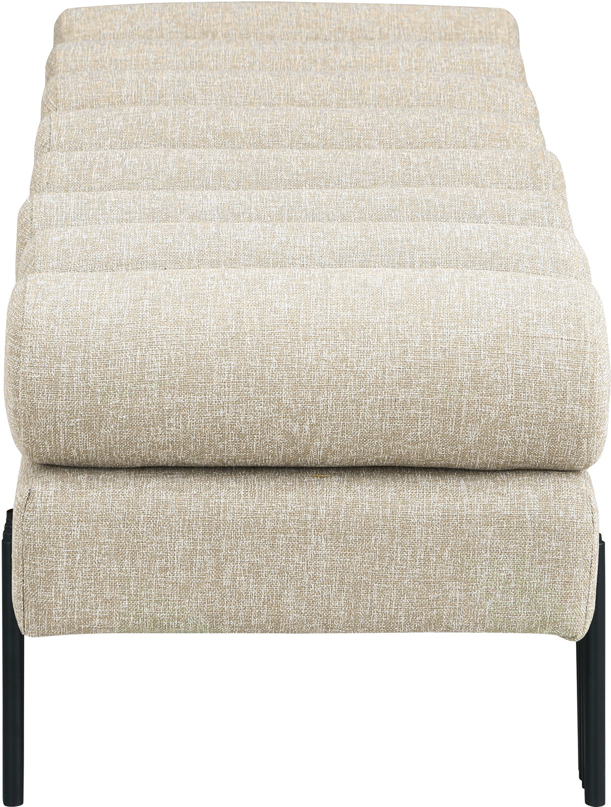 Akeela - Bench