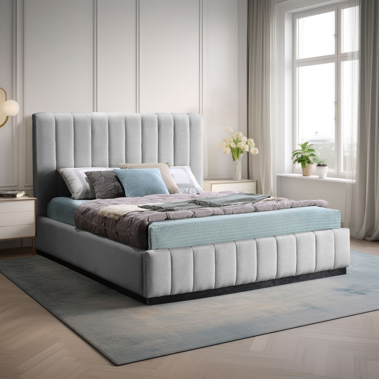 Lucia - Bed