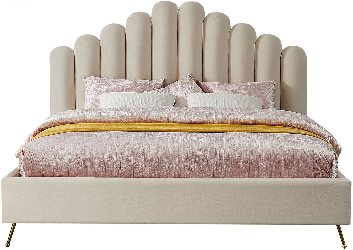 Lily - Bed