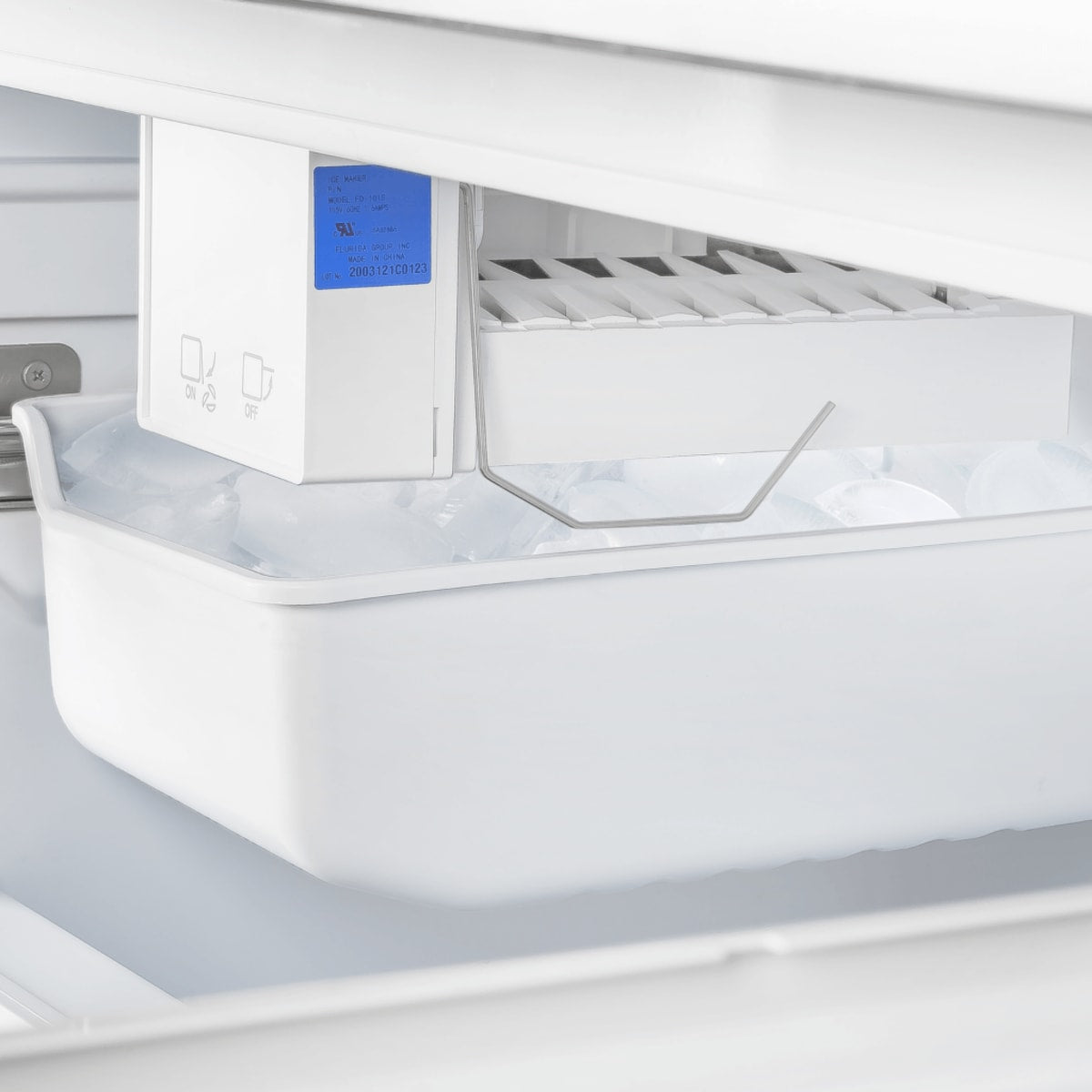 Forno Espresso Gallipoli FFFFD197431SB 30 Inch Freestanding Counter-Depth French Door Refrigerator with 17.48 cu. ft. Total Capacity, Ice Maker, Total Frost-Free Design, and ENERGY STAR® Certified: Stainless Steel