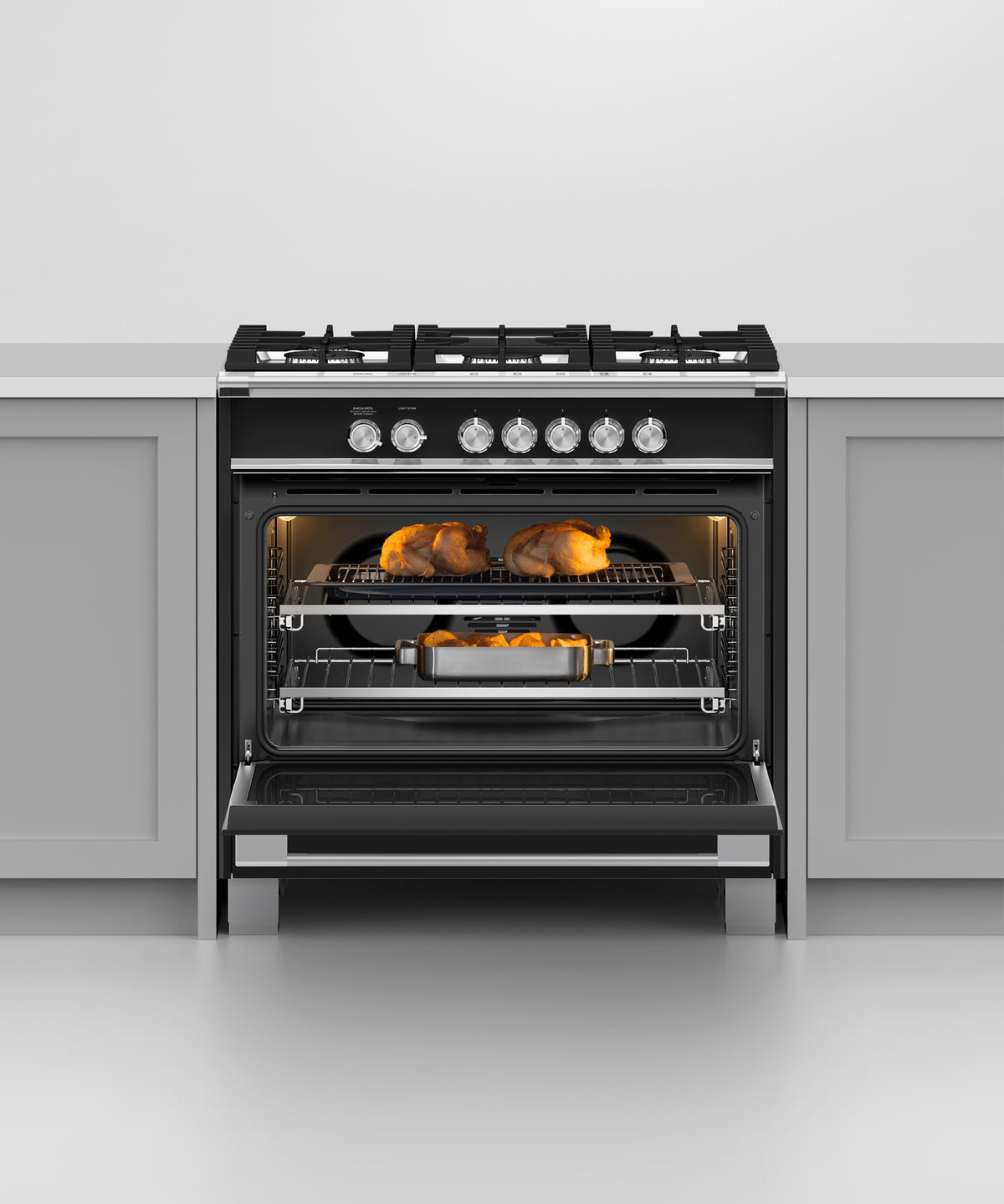 Fisher & Paykel OR36SCG4B1 range cooktop feature detail