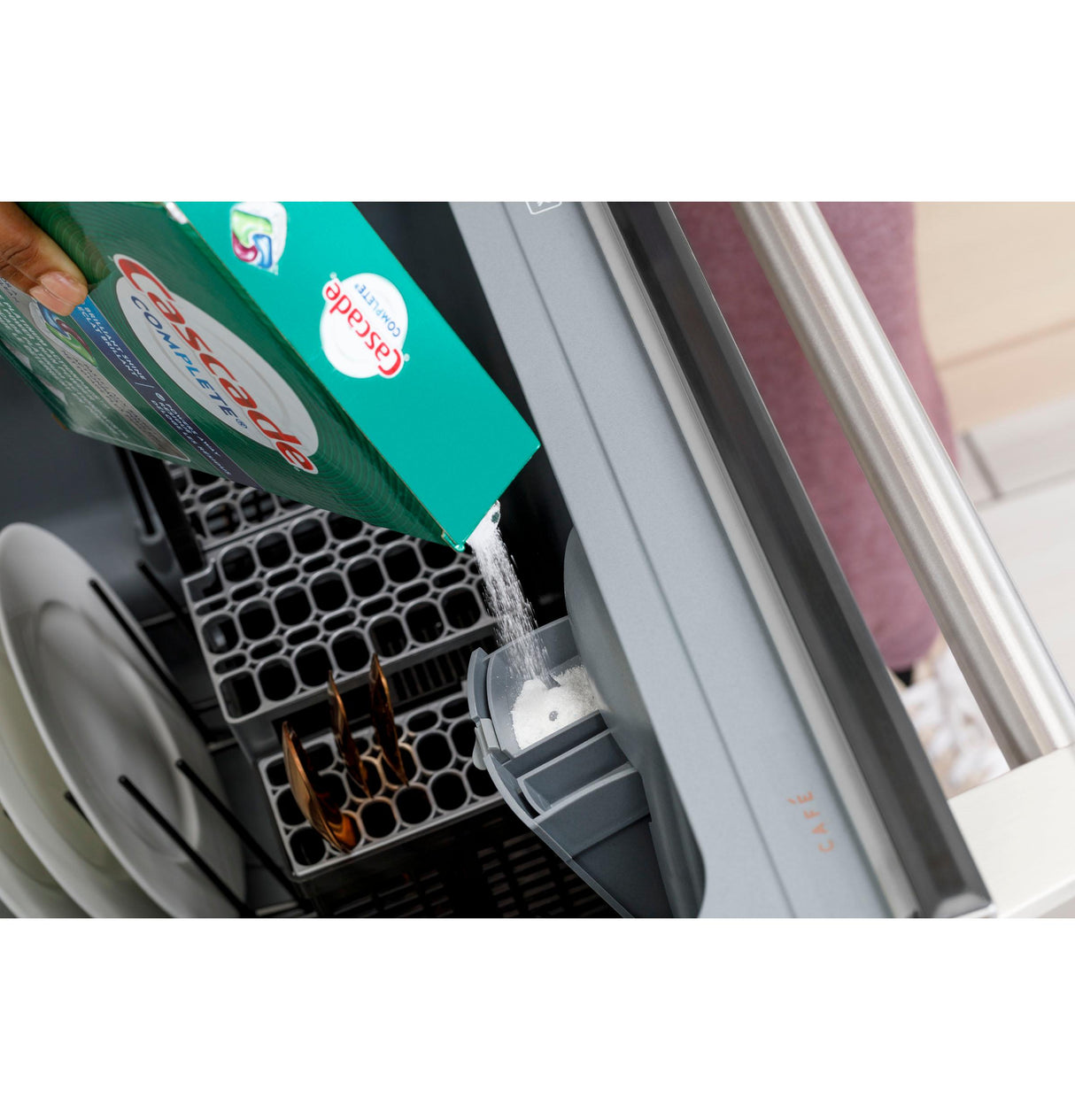 Caf(eback)(TM) Dishwasher Double Drawer - (CDD420P4TW2)