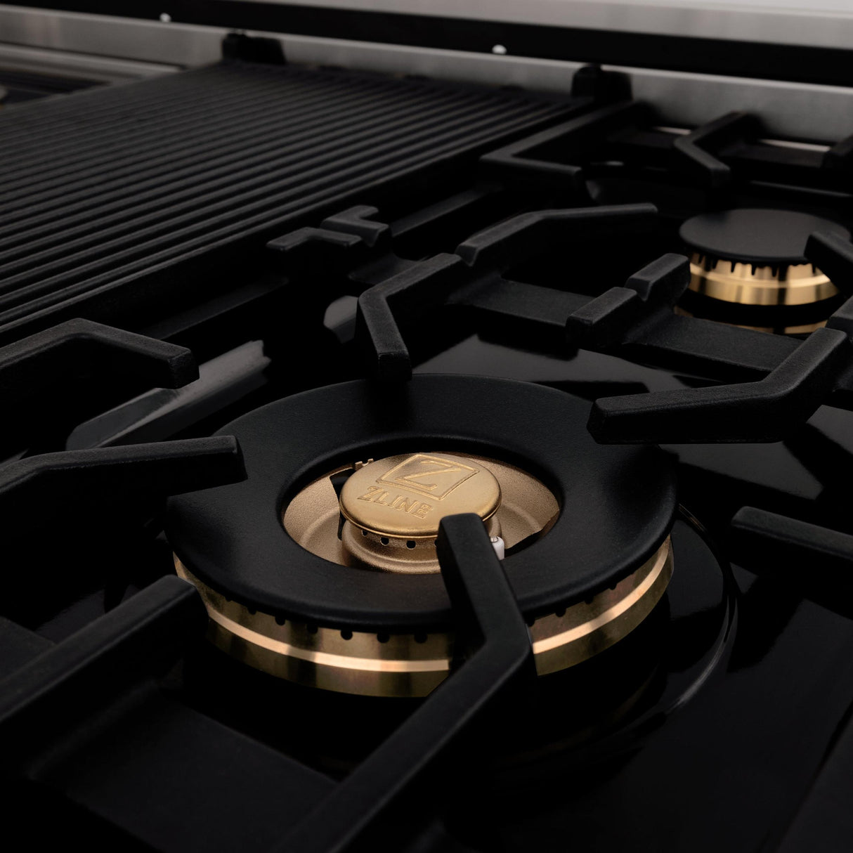 ZLINE 48 in. Dual Fuel Range with Gas Stove and Electric Oven