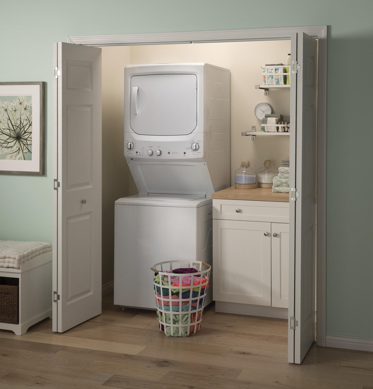 GE Unitized Spacemaker(R) 3.8 cu. ft. Capacity Washer with Stainless Steel Basket and 5.9 cu. ft. Capacity Electric Dryer - (GUD27ESSMWW)