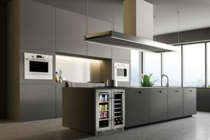 Silhouette - 24" Built-in Beverage Center In Stainless Steel - (SPRBC047D1SS)