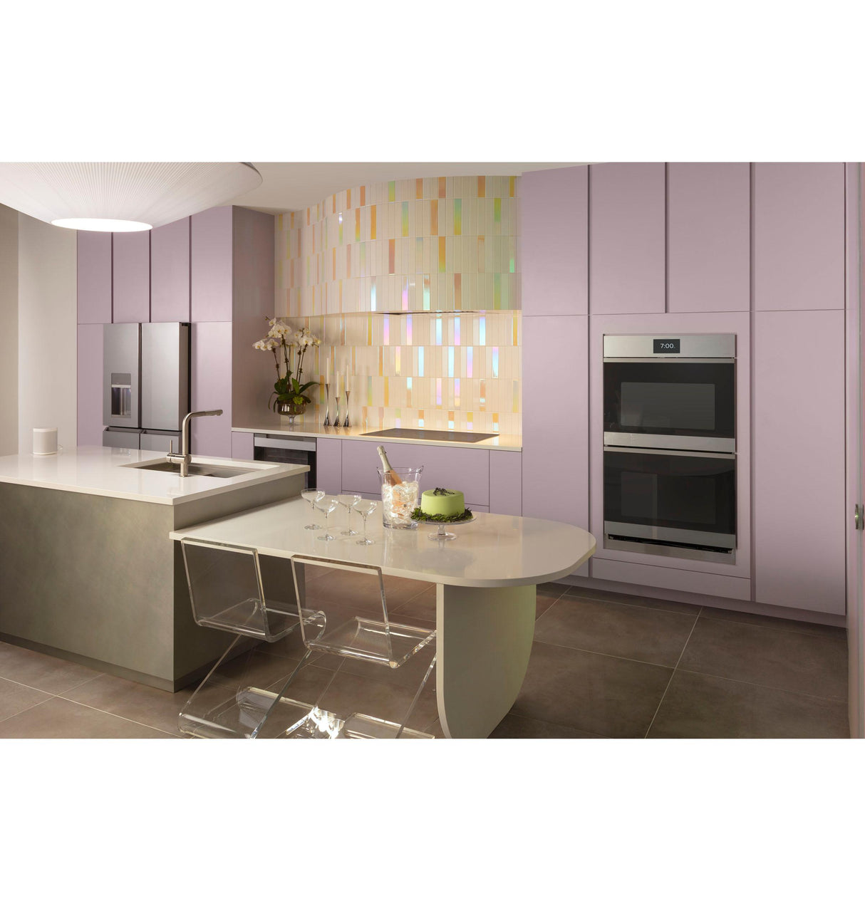 Caf(eback)(TM) ENERGY STAR(R) 27.4 Cu. Ft. Smart Quad-Door Refrigerator in Platinum Glass - (CQE28DM5NS5)