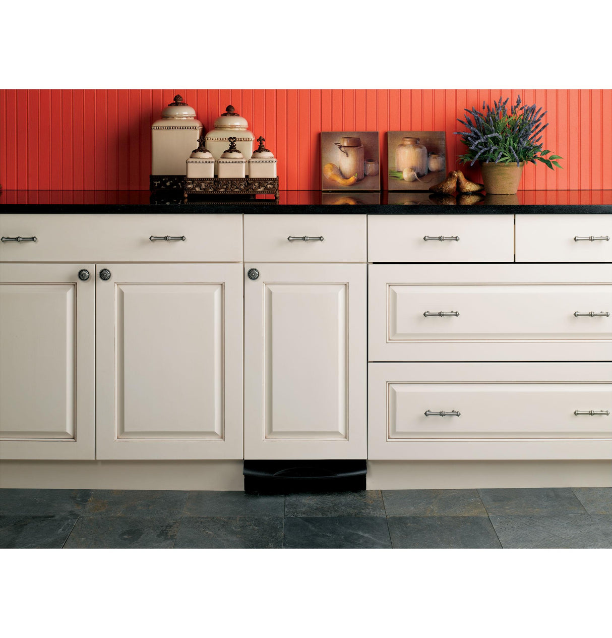 GE UCG1510NII Universal 15" Panel Ready Built-In Trash Compactor