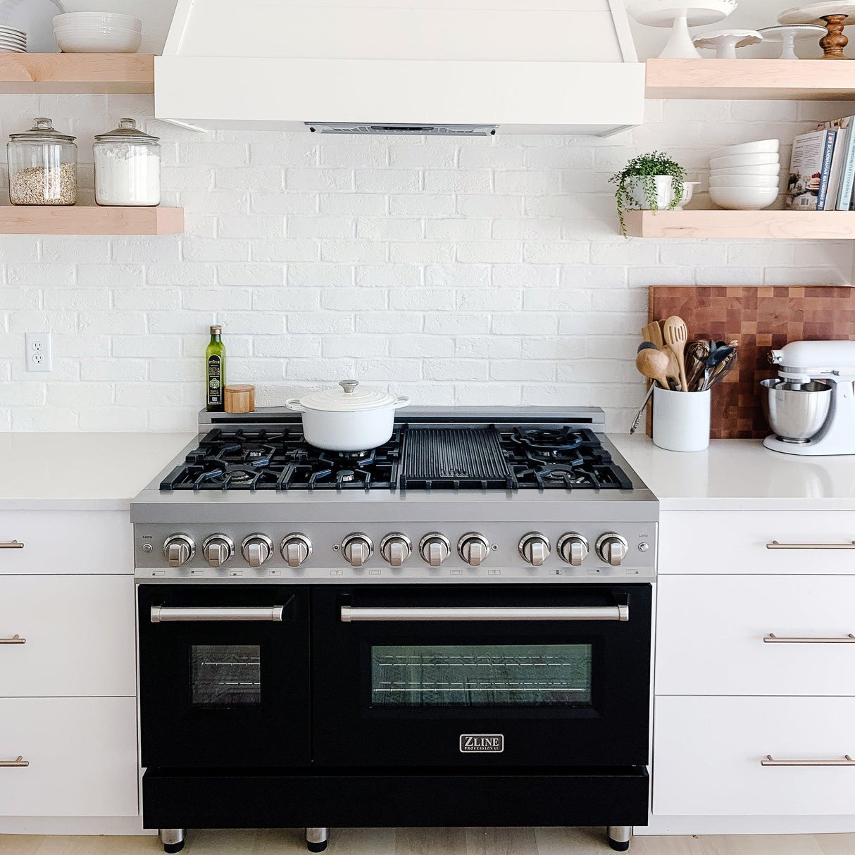 ZLINE RA-BLM-48 Dual Fuel Range in Stainless Steel - image 7