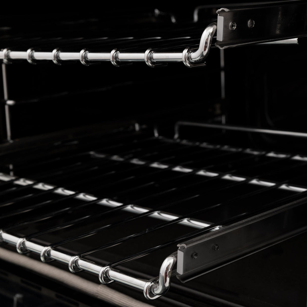 ZLINE 48 in. Dual Fuel Range with Gas Stove and Electric Oven