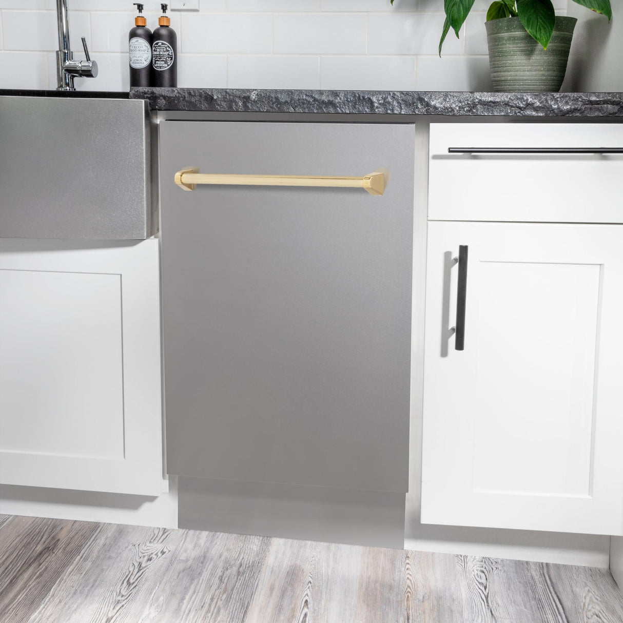 ZLINE DWVZ-304-18-G Dishwasher in Stainless Steel - image 10