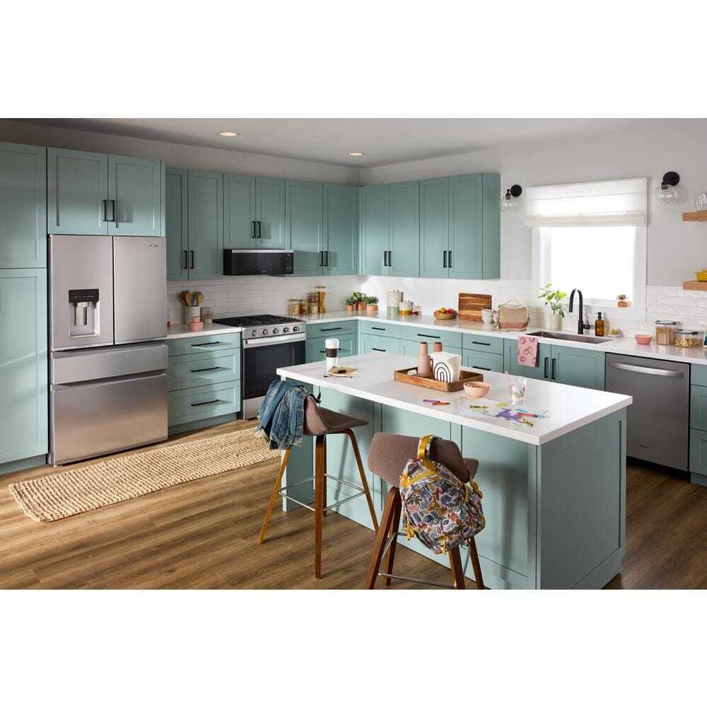 Whirlpool WRMC5036RZ interior shelves