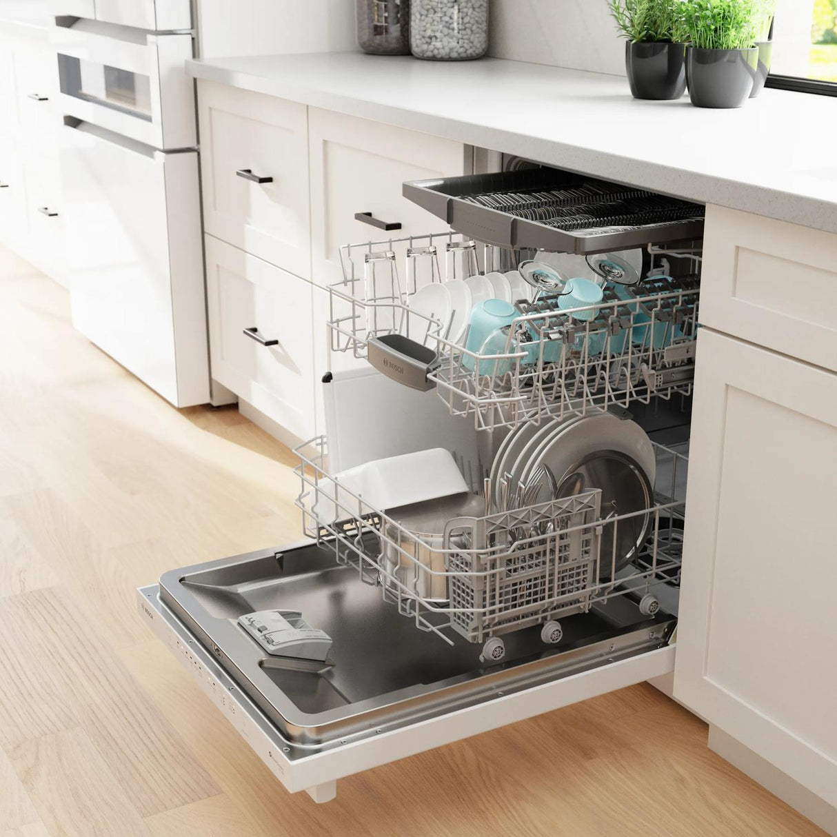 100 Premium Dishwasher 24" White - (SHX5AEM2N)