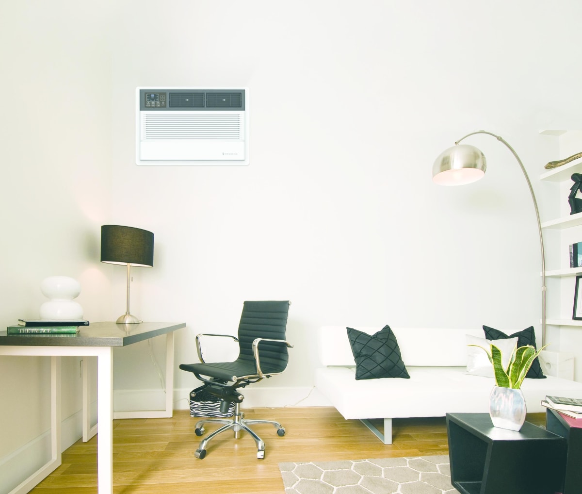 Friedrich UET10A33A air conditioner product image 3