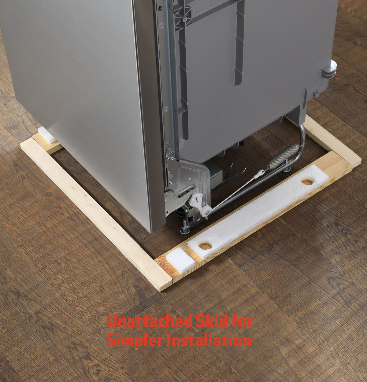 Hotpoint HDF310PGZWW dishwasher detail view