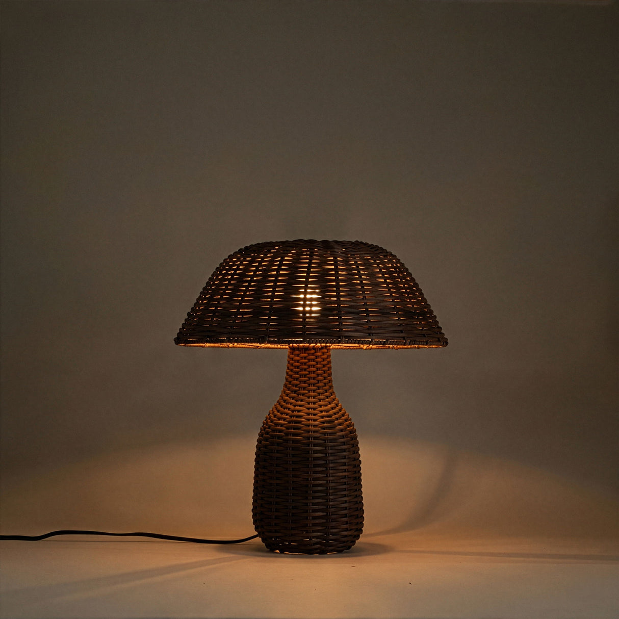 Havana - Rattan Table Lamp