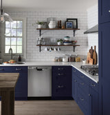 GE JGP5030SLSS - 30 in. 5-Burner Natural Gas Cooktop with Simmer Burner, Power Burner and Dishwasher Safe Grates - Stainless Steel