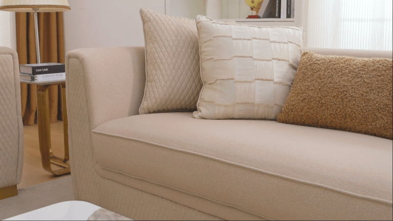 HD-3181 - Sofa - Beige / Gold