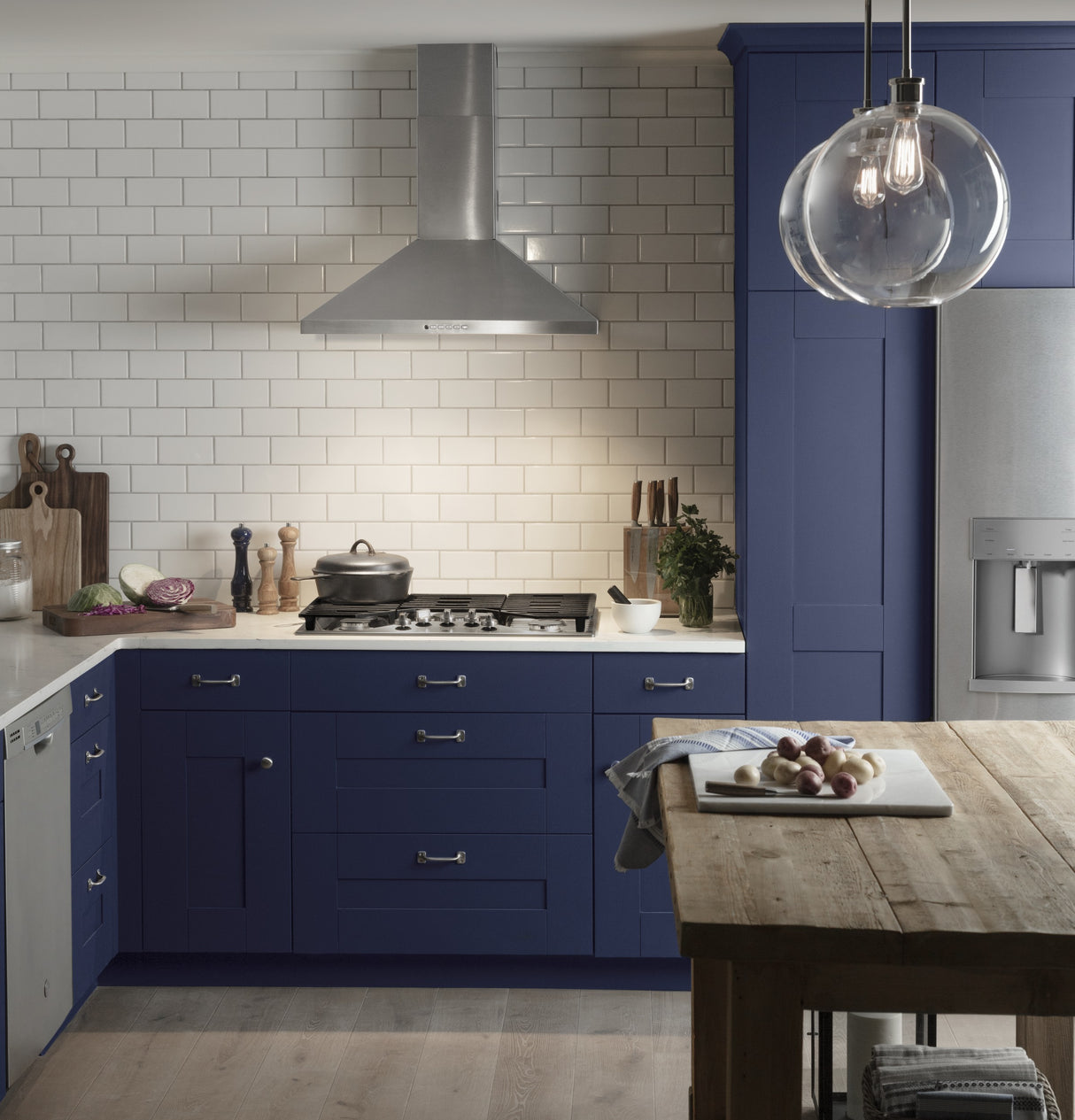 GE JGP5030SLSS - 30 in. 5-Burner Natural Gas Cooktop with Simmer Burner, Power Burner and Dishwasher Safe Grates - Stainless Steel