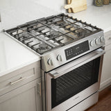 Bosch HGIP056UC Benchmark gas range kitchen detail 2