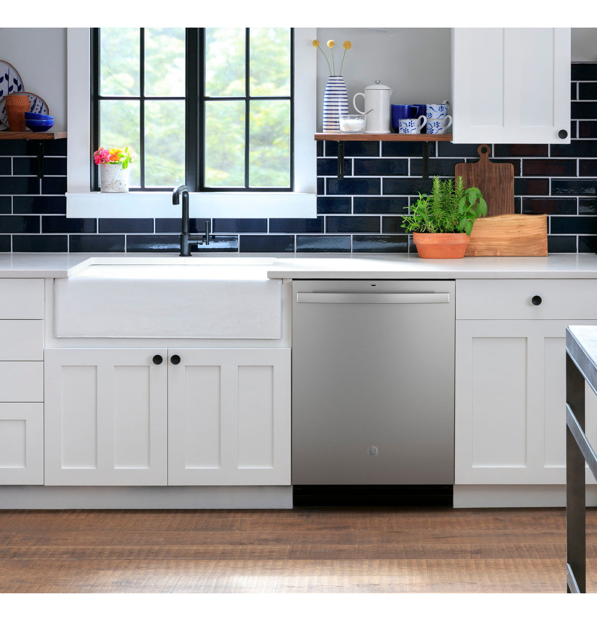 GE GDT595HYYFS dishwasher — loaded interior