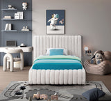 Nash - Bed