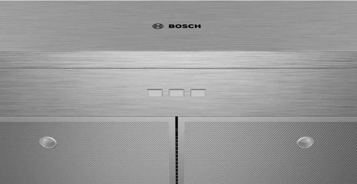 Bosch DUH50353UC under cabinet hood installed in kitchen