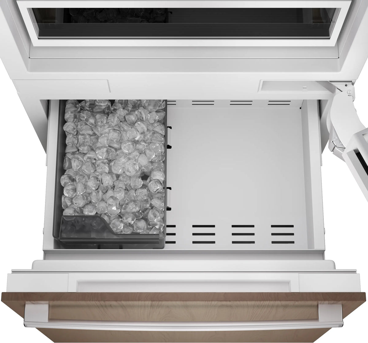 Bosch B30IB100SP ice maker filled with ice