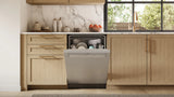 Bosch SHE43DM5N dishwasher lifestyle image 1