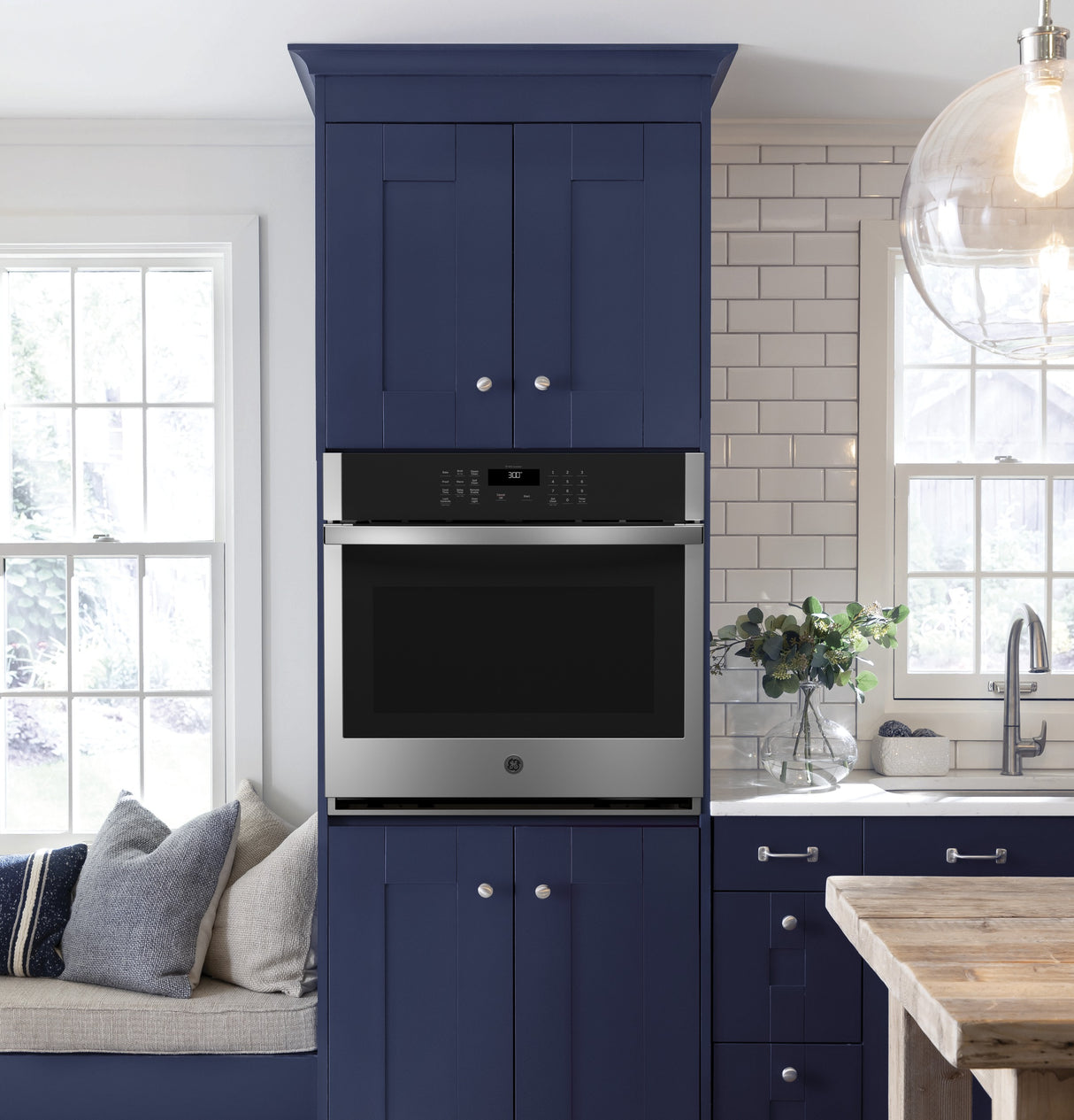 GE JKS3000SNSS - 27 in. 4.3 cu. ft. Smart Electric Built-In  Single Wall Oven - Stainless Steel