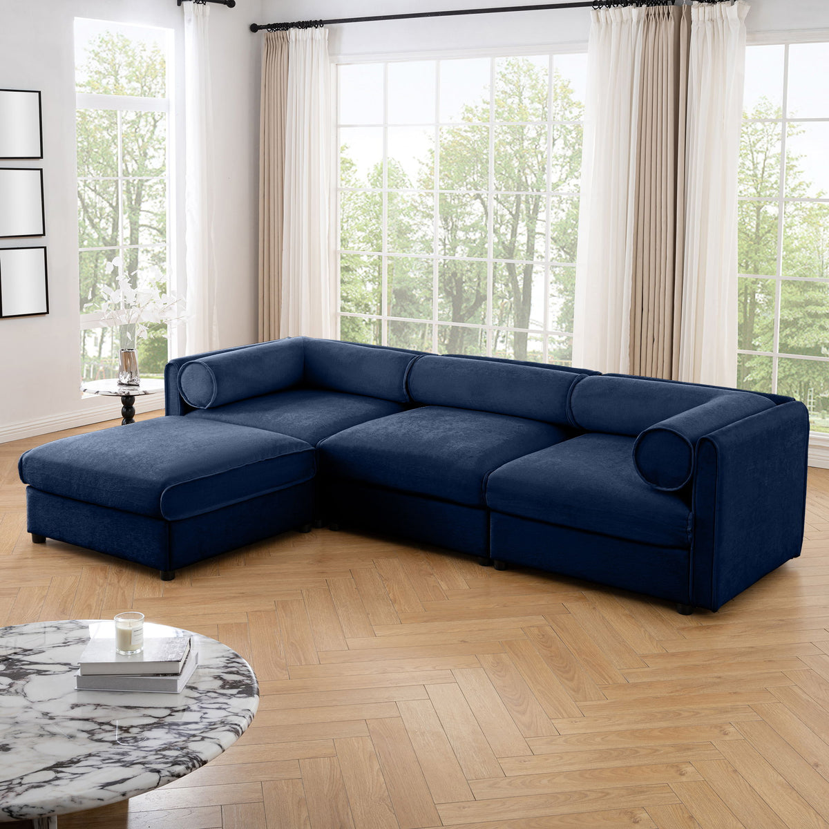 Contemporary Elegant Sofa With Storage And Ottoman