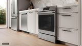 Bosch HIF5050MU induction range angled close-up with door closed