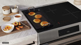 Bosch HIF5050MU induction range CombiZone feature