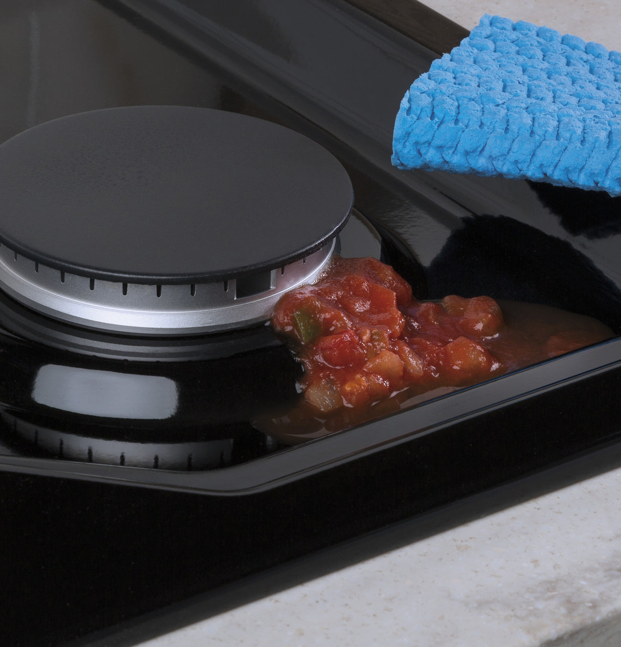 GE JGP5036DLBB - 36 in. 5-Burner Natural Gas Cooktop with Simmer Burner & Power Burner - Black