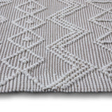 Orton - 6' X 9' Area Rug - Ivory / Taupe