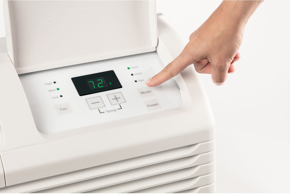 Hotpoint AH11H12D5B PTAC air conditioner product image 3