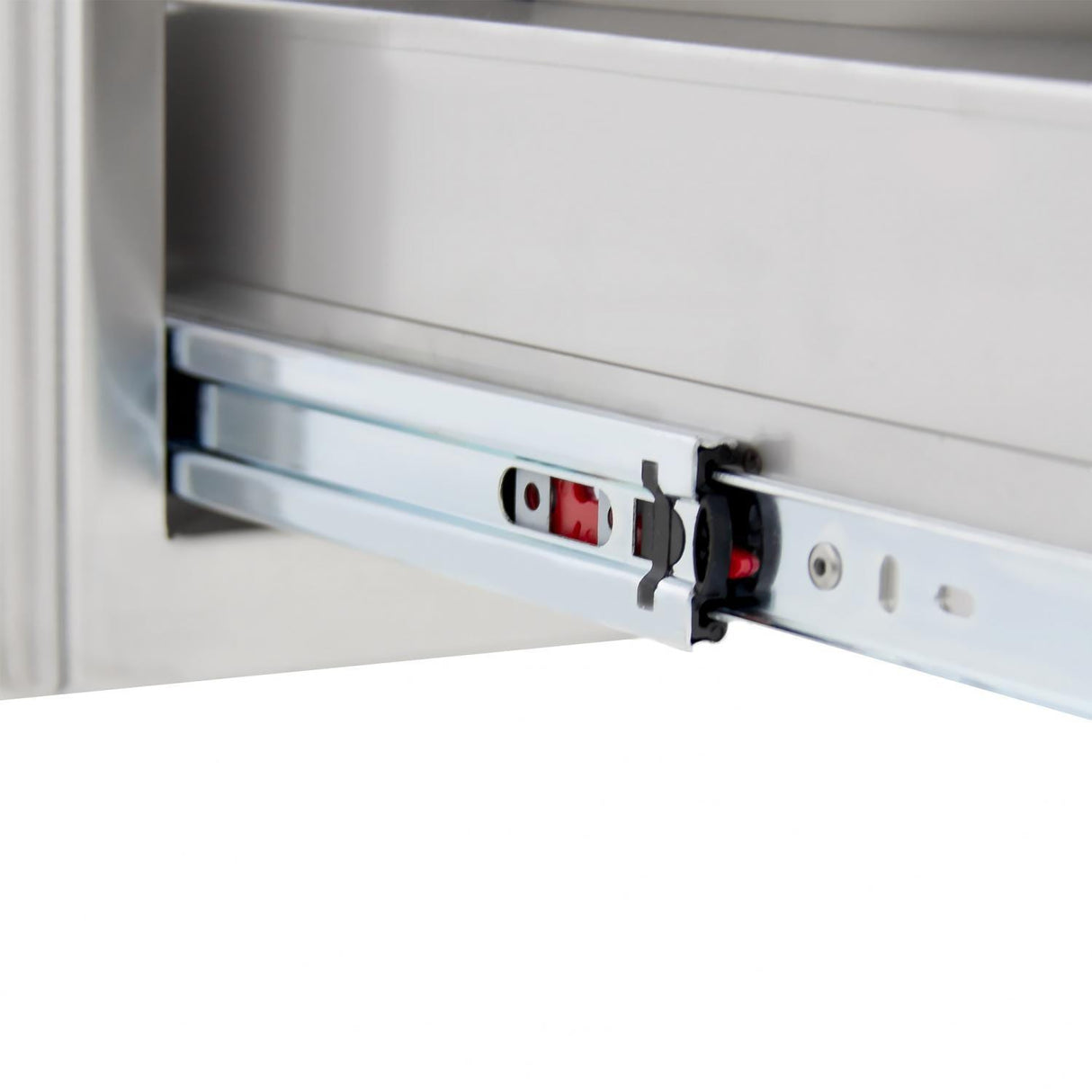 Blaze LTE+ 5-Piece 32-Inch Natural Gas Outdoor Kitchen Package