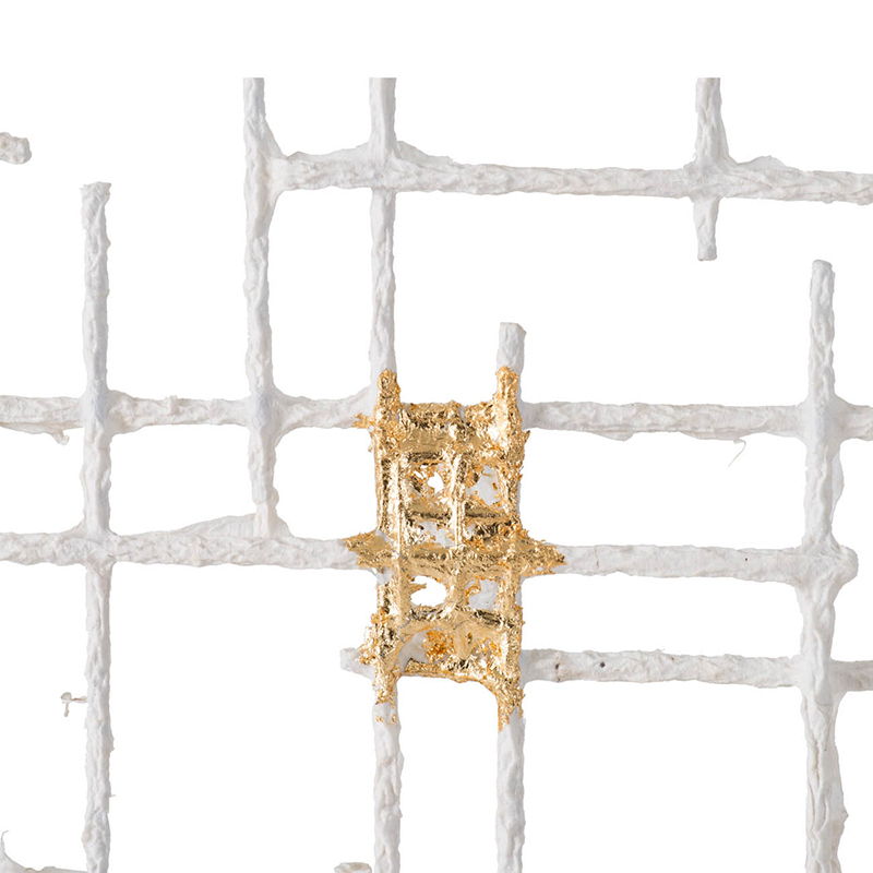 Iron Wall Decor - White / Gold