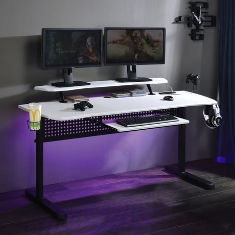 Vildre - Gaming Table w/USB Port