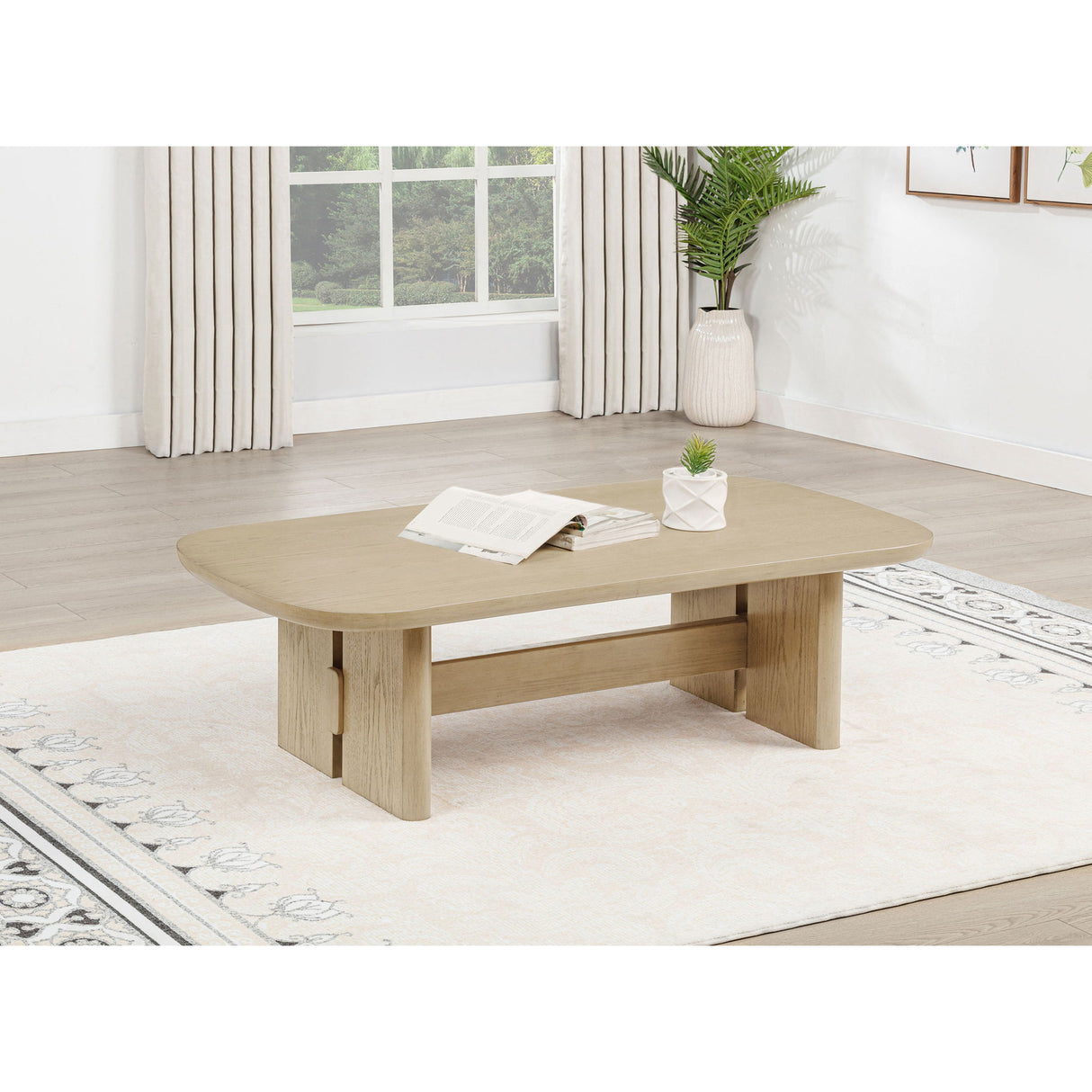 Kimpton - Table With Shelf