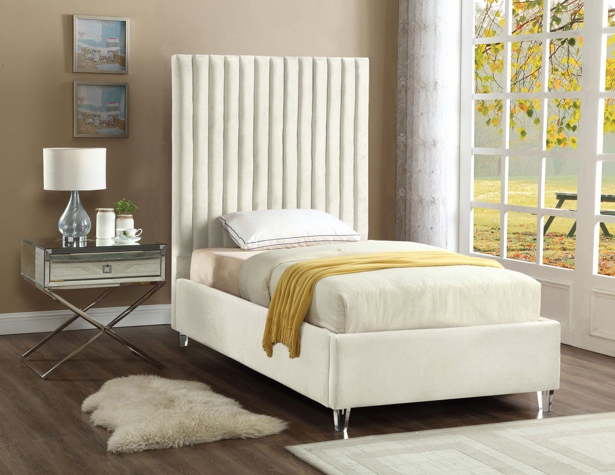 Candace - Bed