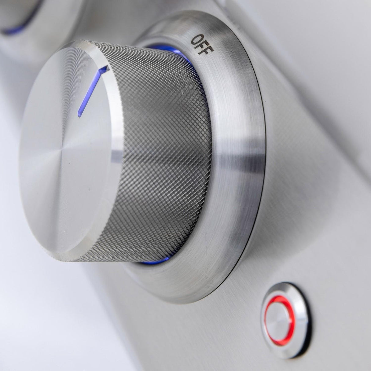 Blaze LTE+ Marine Grade 7-Piece 32-Inch Natural Gas Outdoor Kitchen Package